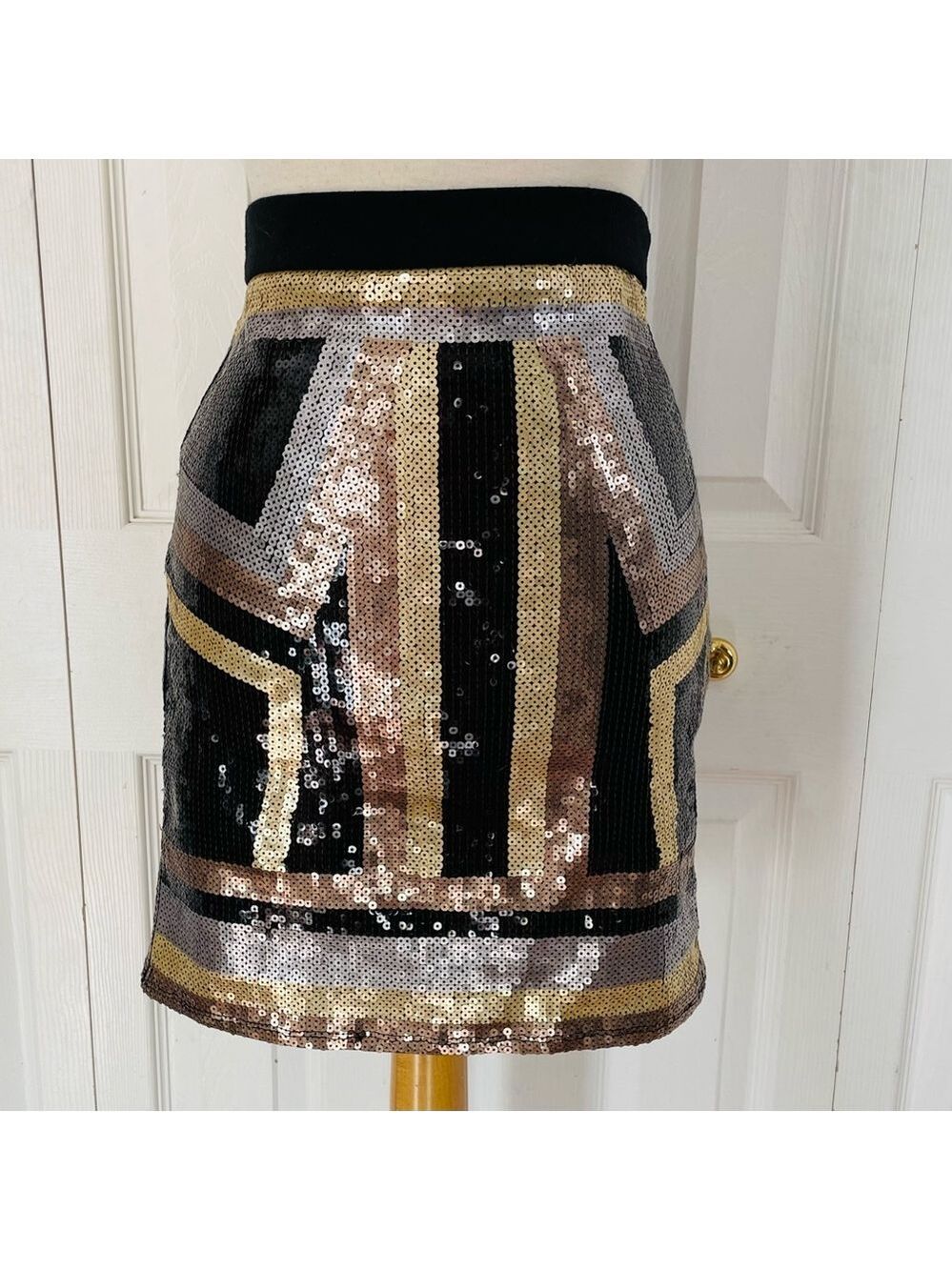 bebe Black and Gold Sequin Mini Skirt